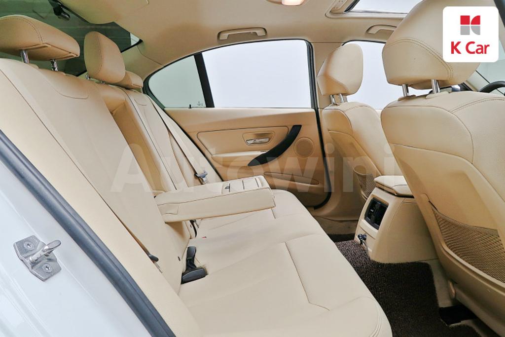 2015 BMW 3 SERIES F30  320D - 12