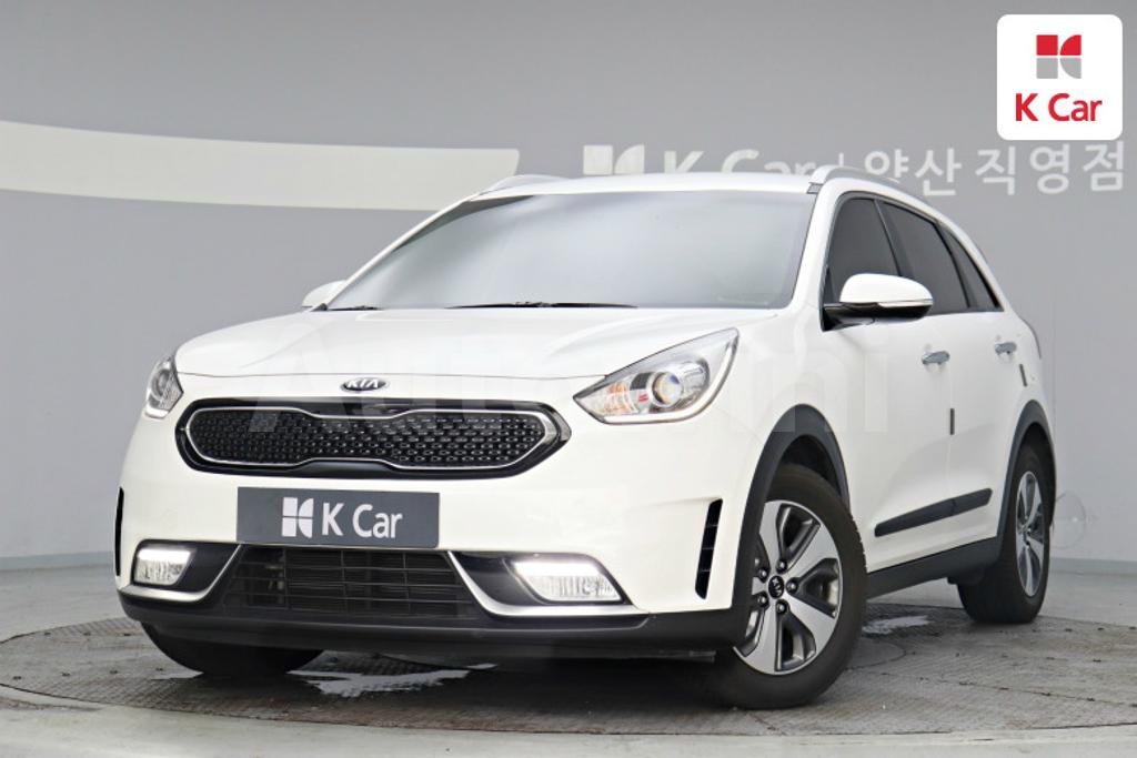 KNACB81CGJA090714 2018 KIA NIRO PRESTIGE-2