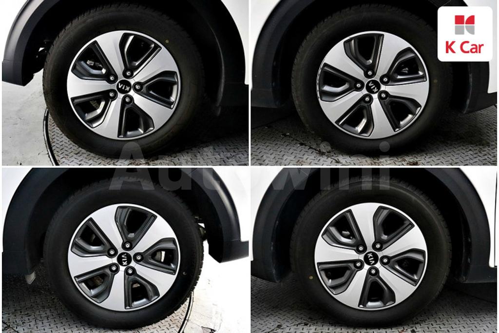 KNACB81CGJA090714 2018 KIA NIRO PRESTIGE-4