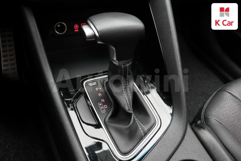 2018 KIA NIRO PRESTIGE - 7