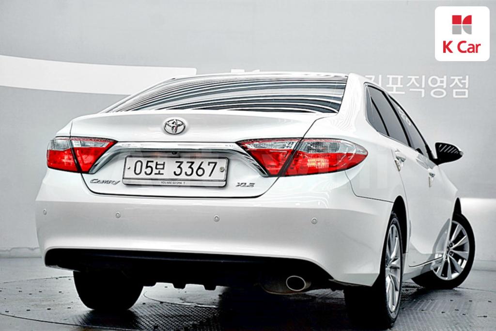4T1BF1FK0HU755946 2017 TOYOTA  CAMRY 2.5 XLE-1