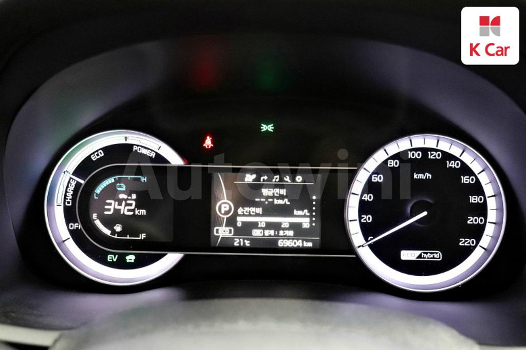 KNACB81CGJA107714 2018 KIA NIRO PRESTIGE-4