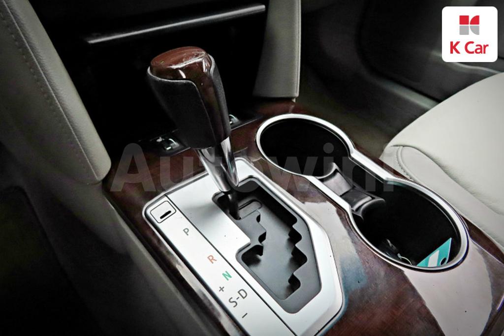 2012 TOYOTA  CAMRY 2.5 XLE - 10