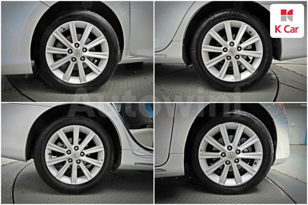 2012 TOYOTA  CAMRY 2.5 XLE - 19
