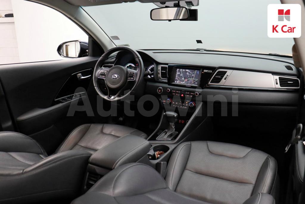 2017 KIA NIRO PRESTIGE - 7