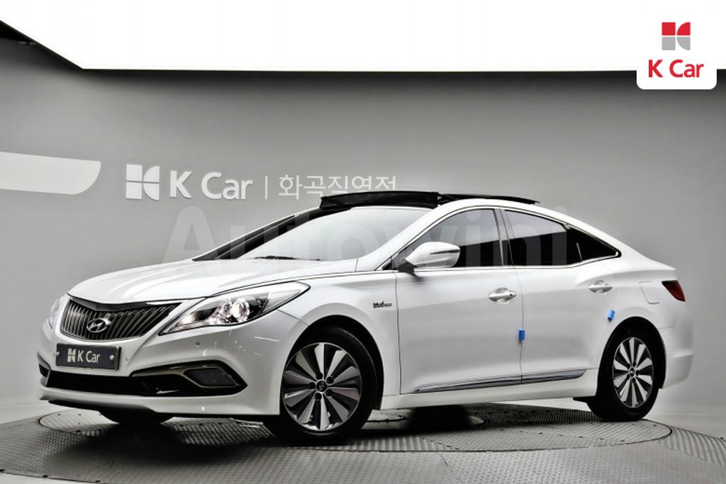 KMHFG413BGA021588 2016 HYUNDAI GRANDEUR HG AZERA PREMIUM-2