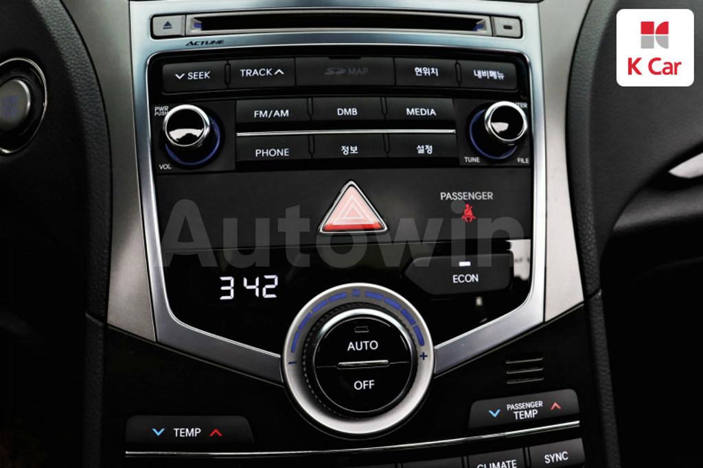 2016 HYUNDAI GRANDEUR HG AZERA PREMIUM - 11