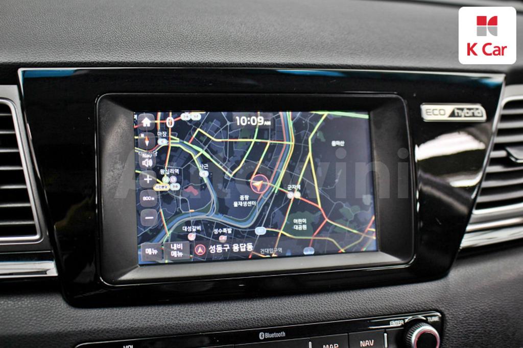 2018 KIA NIRO PRESTIGE - 11