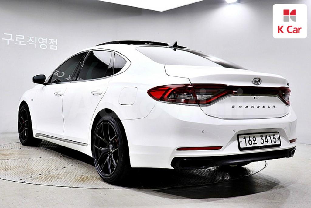 KMHF2413BJA000564 2018 HYUNDAI GRANDEUR IG HYBRID AZERA EXCLUSIVE-1