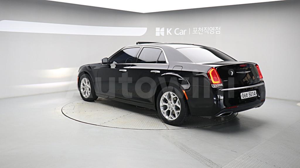 2016 CHRYSLER  300C 3.6 AWD - 7