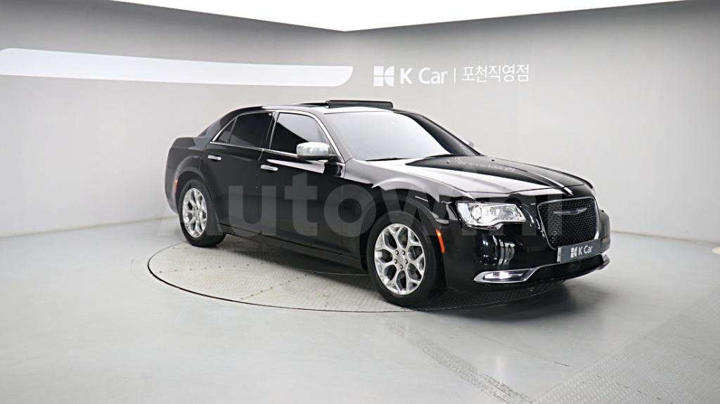 2016 CHRYSLER  300C 3.6 AWD - 12