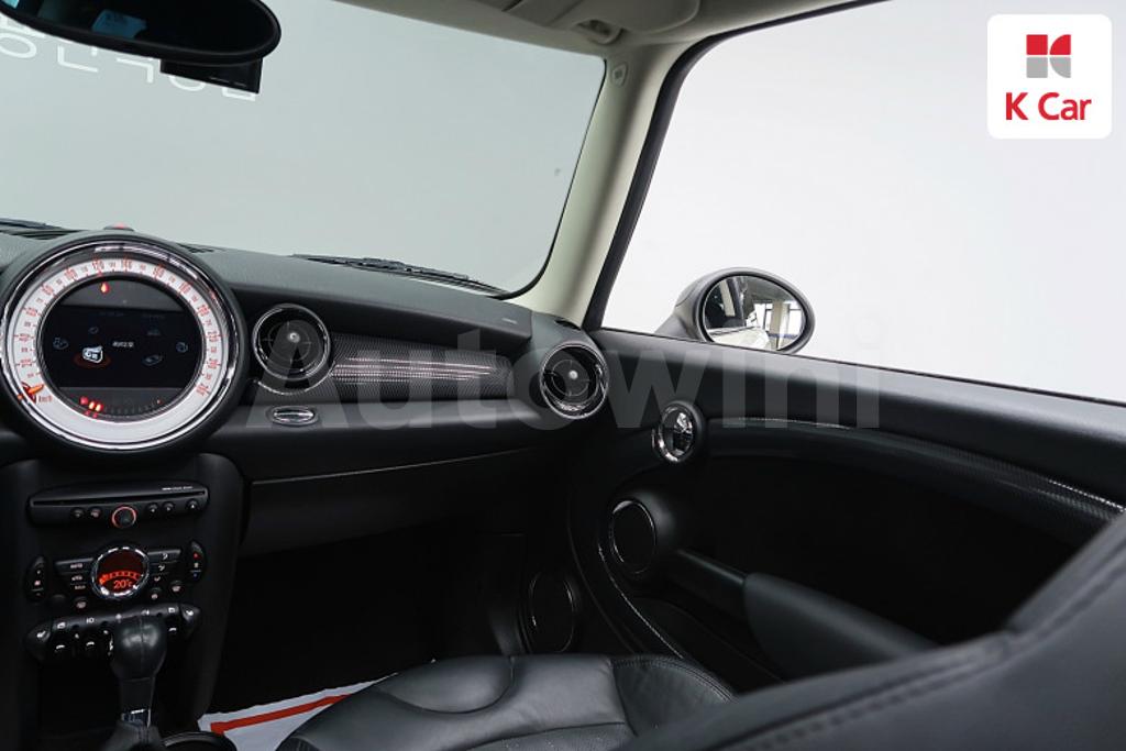 2012 MINI COOPER SD BASIC - 9