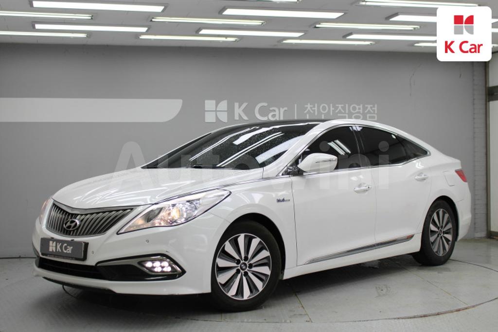 KMHFG413BGA017788 2016 HYUNDAI GRANDEUR HG AZERA PREMIUM-1