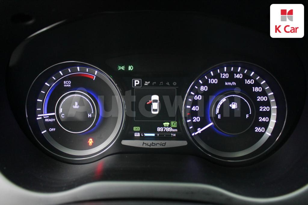 KMHFG413BGA017788 2016 HYUNDAI GRANDEUR HG AZERA PREMIUM-5