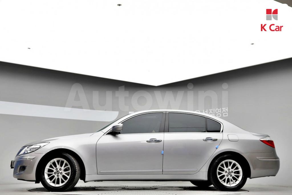 KMHGA41ABBU117906 2011 HYUNDAI GENESIS BH330 GRAND-2