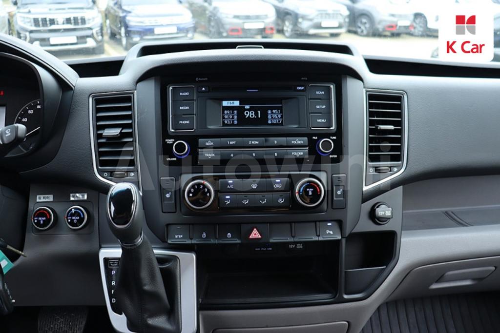 2018 HYUNDAI SOLATI 15 SEATS - 11