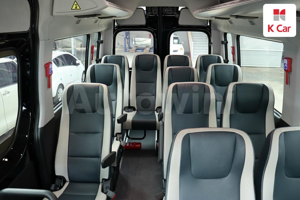 2018 HYUNDAI SOLATI 15 SEATS - 16