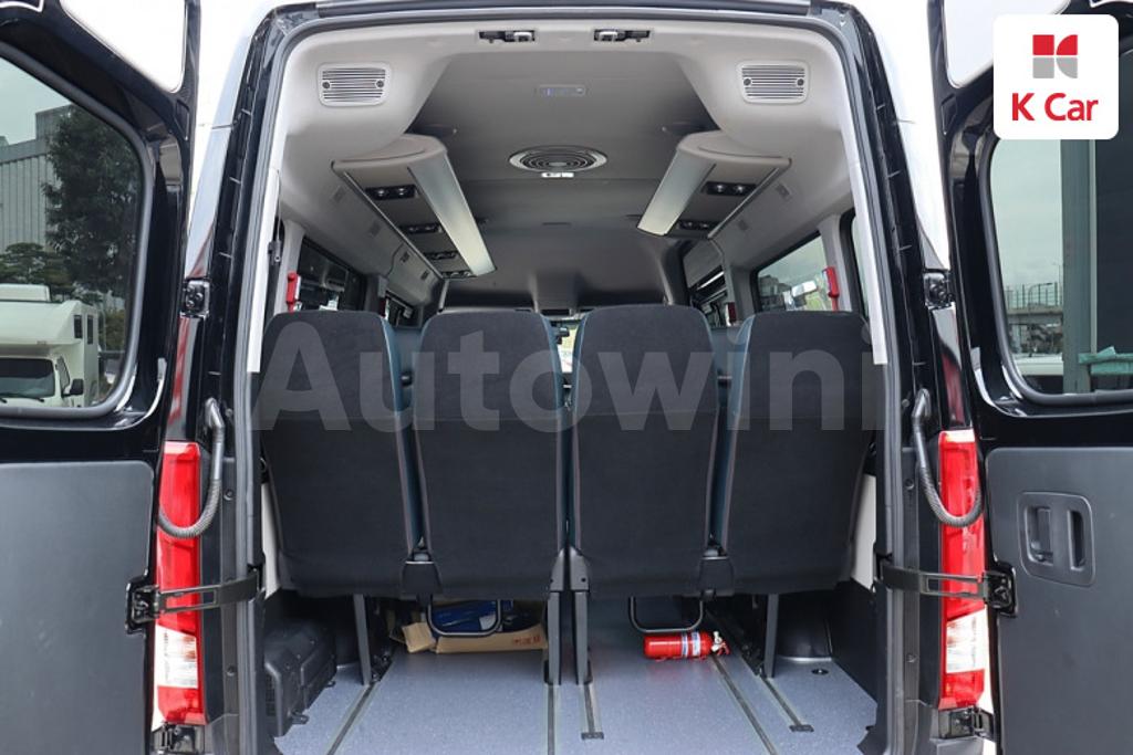 2018 HYUNDAI SOLATI 15 SEATS - 18