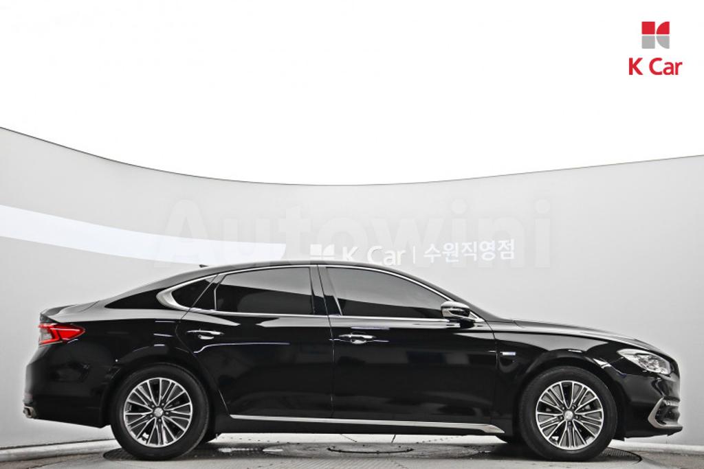 KMHF2413BJA016323 2018 HYUNDAI GRANDEUR IG HYBRID AZERA EXCLUSIVE-2