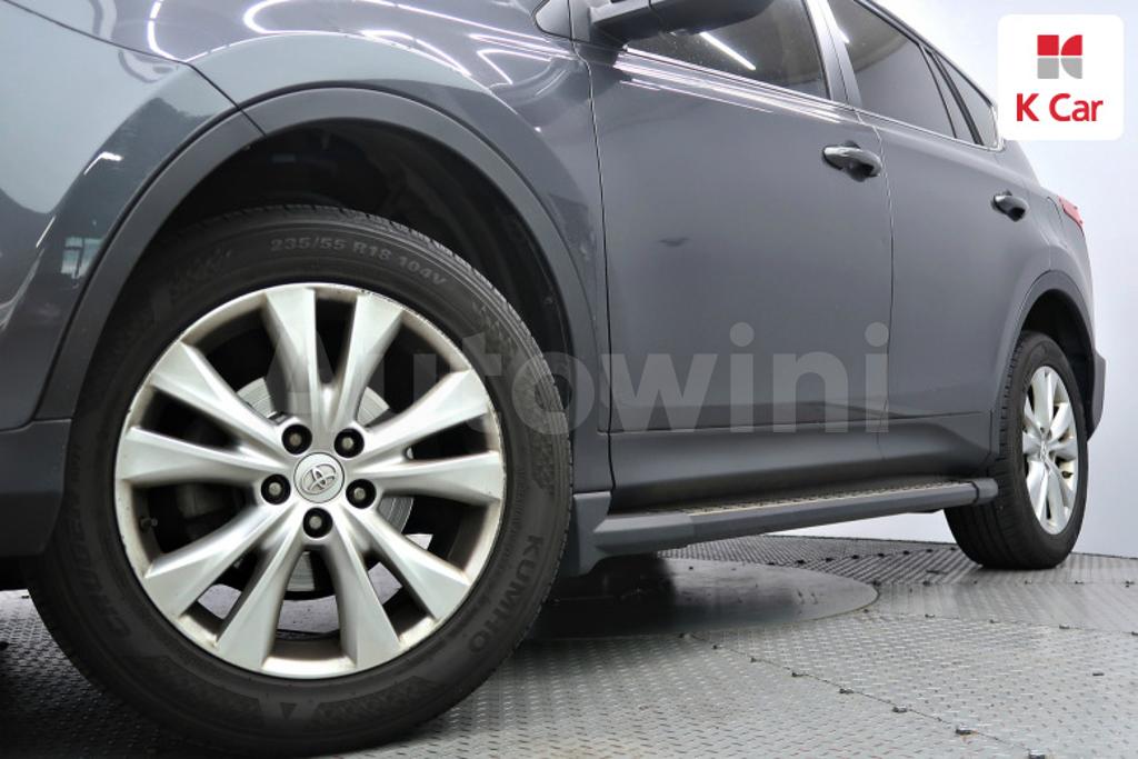 2015 TOYOTA RAV4 2.5 2WD - 7