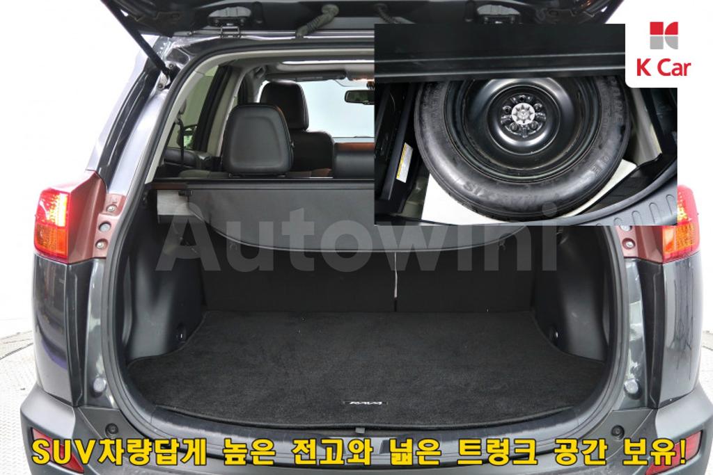 2015 TOYOTA RAV4 2.5 2WD - 18