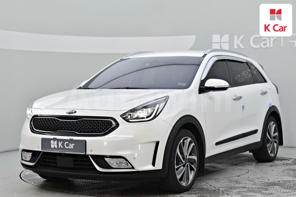 KNACC81CGJA201813 2018 KIA NIRO NOBLESSE-0
