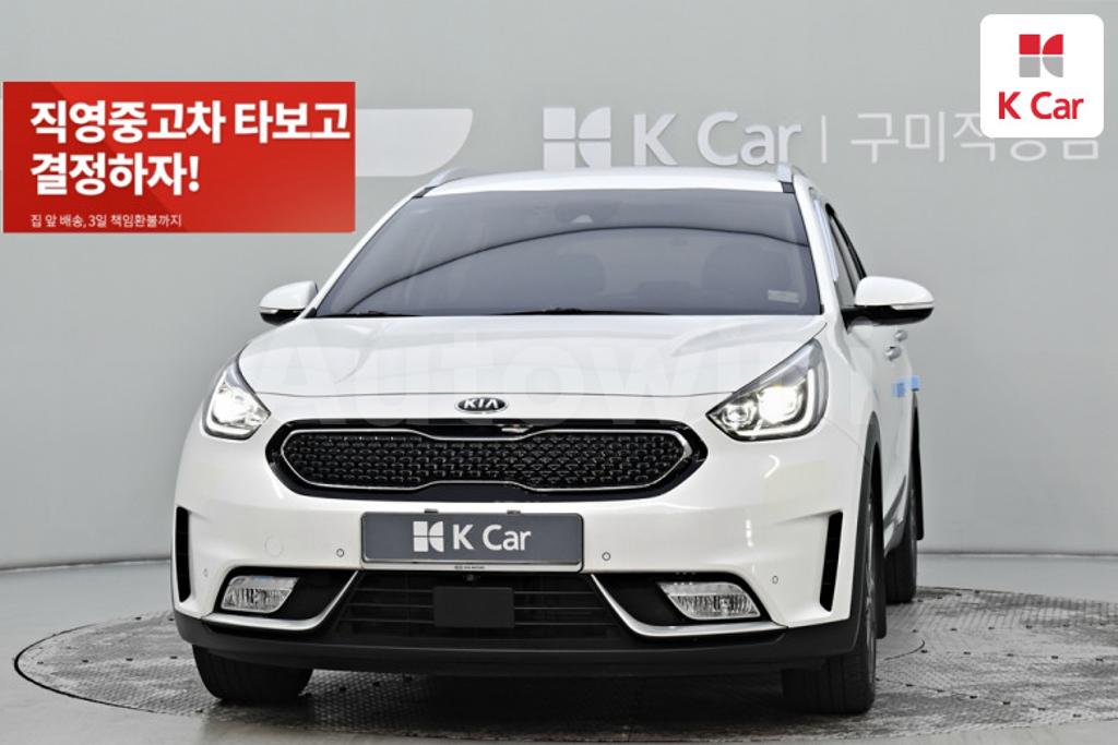 KNACC81CGJA201813 2018 KIA NIRO NOBLESSE-2