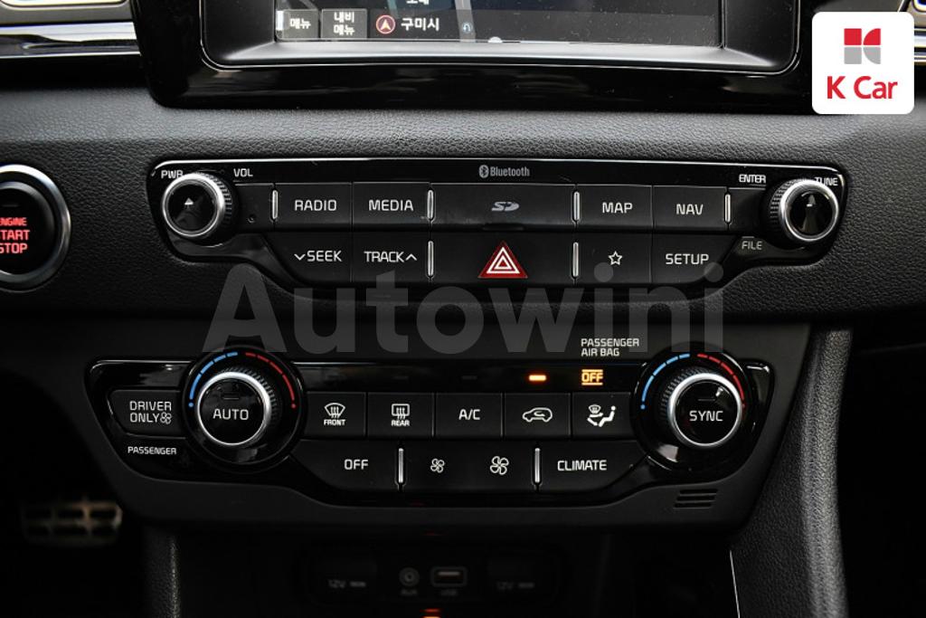 2018 KIA NIRO NOBLESSE - 12