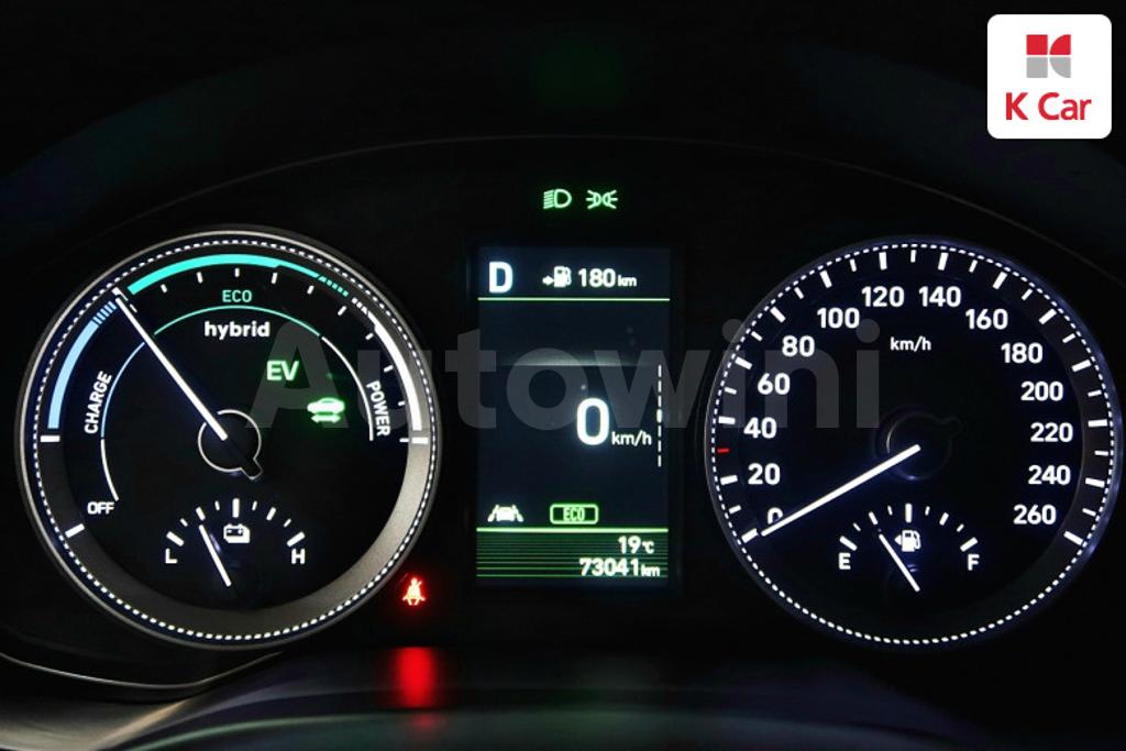 2018 HYUNDAI GRANDEUR IG HYBRID AZERA EXCLUSIVE - 10