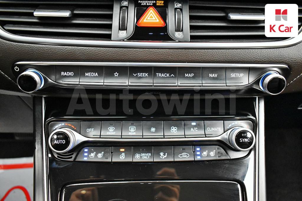 2018 HYUNDAI GRANDEUR IG HYBRID AZERA EXCLUSIVE - 12