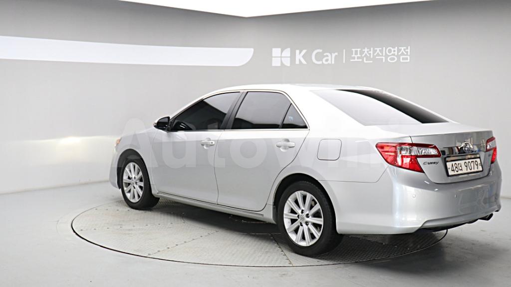 2014 TOYOTA  CAMRY 2.5 XLE - 7