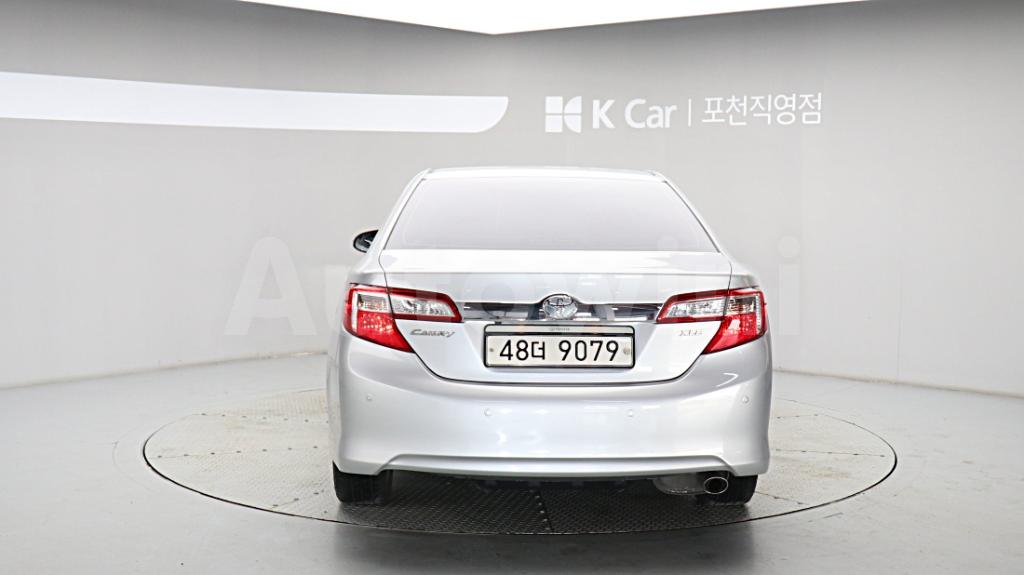 2014 TOYOTA  CAMRY 2.5 XLE - 9