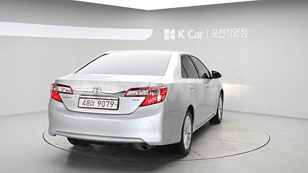 2014 TOYOTA  CAMRY 2.5 XLE - 10