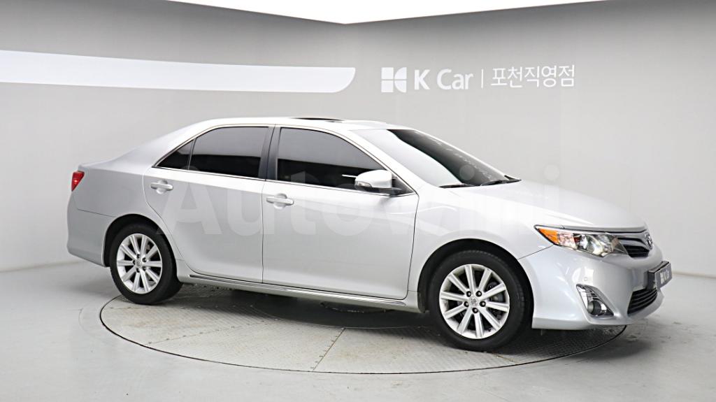 2014 TOYOTA  CAMRY 2.5 XLE - 11