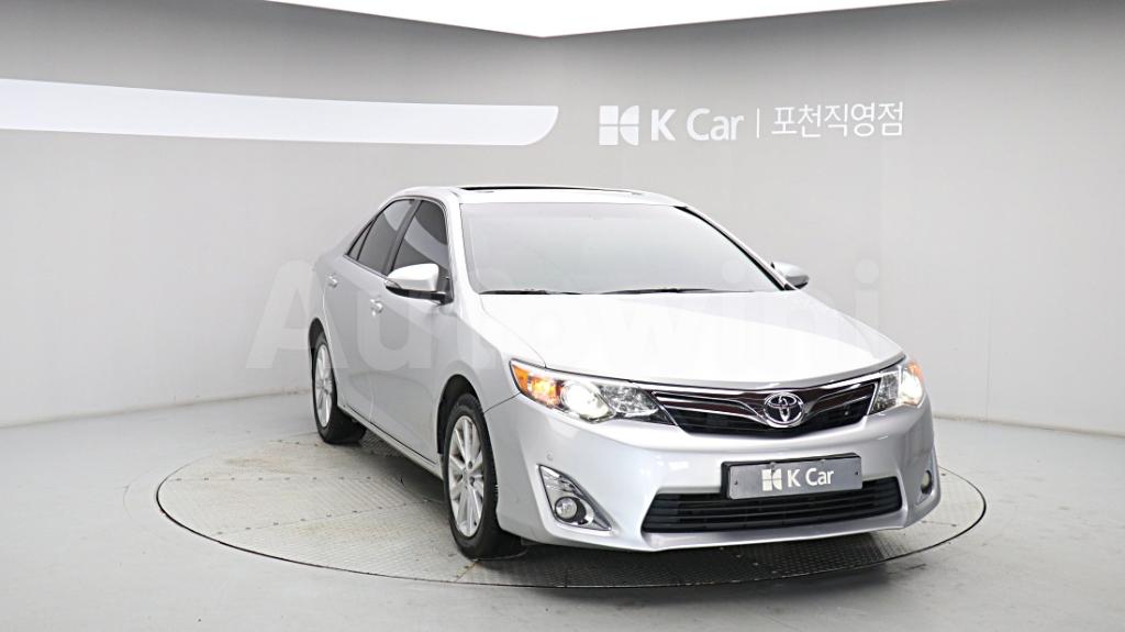 2014 TOYOTA  CAMRY 2.5 XLE - 13