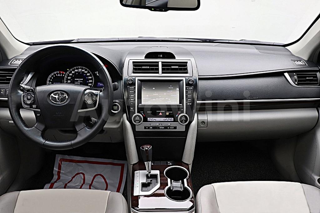 2014 TOYOTA  CAMRY 2.5 XLE - 15