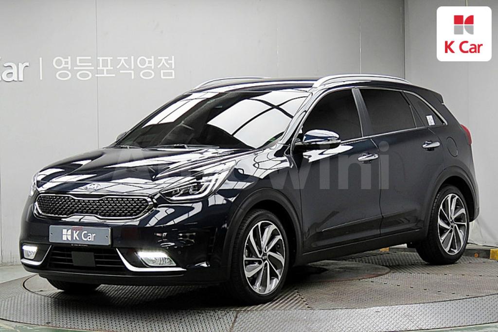 KNACC81CGJA179956 2018 KIA NIRO NOBLESSE-0