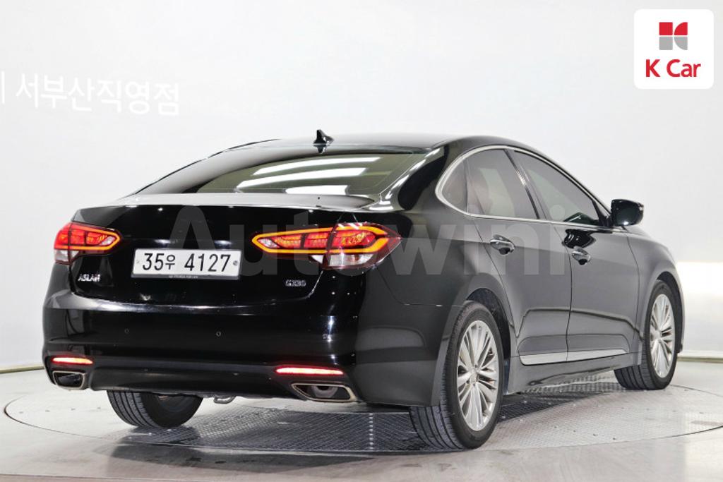 KMHFN412BFA001626 2015 HYUNDAI ASLAN G330 PREMIUM-5