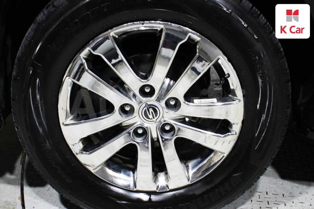 2014 SSANGYONG REXTON W 2.0 4WD NOBLESSE - 19