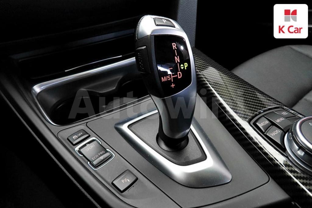 2015 BMW 3 SERIES F30  320D - 11