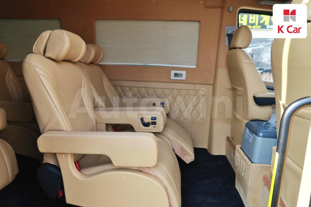 2016 HYUNDAI SOLATI 14 SEATS - 9