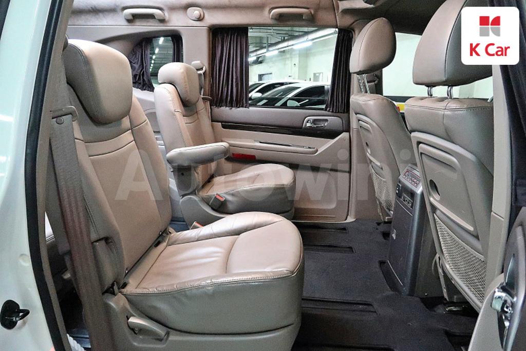 2016 SSANGYONG KORANDO TURISMO 4WD 9 SEATS - 10