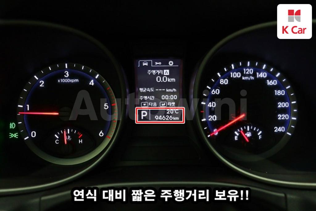 KMHSN81XBFU115717 2015 HYUNDAI MAXCRUZ DIESEL(E-VGT) 2.2 2WD EXCLUSIVE-4