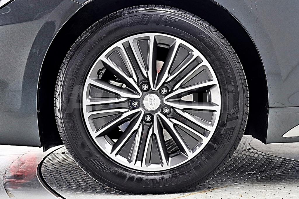 2019 HYUNDAI GRANDEUR IG HYBRID AZERA EXCLUSIVE - 32