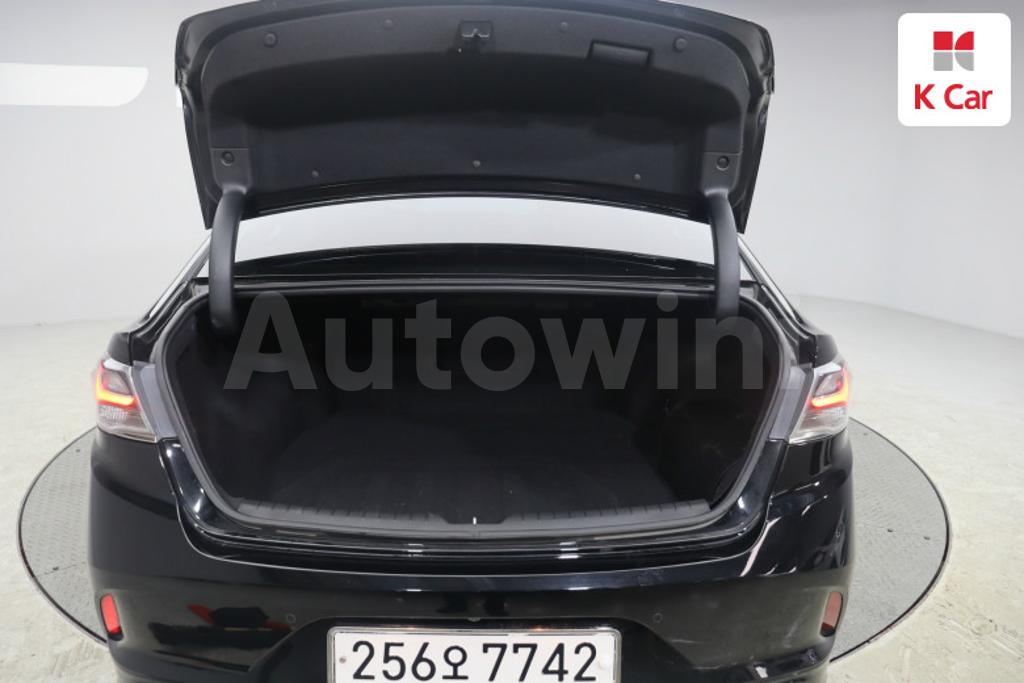 2019 HYUNDAI SONATA RISE HYBRID MORDERN - 18