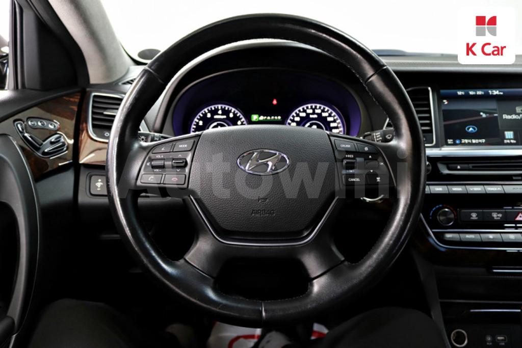 KMHFR412BFA003066 2015 HYUNDAI ASLAN G330 EXCLUSIVE-5
