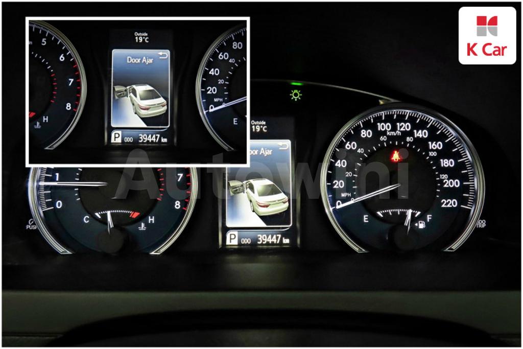 2017 TOYOTA  CAMRY 2.5 XLE - 16