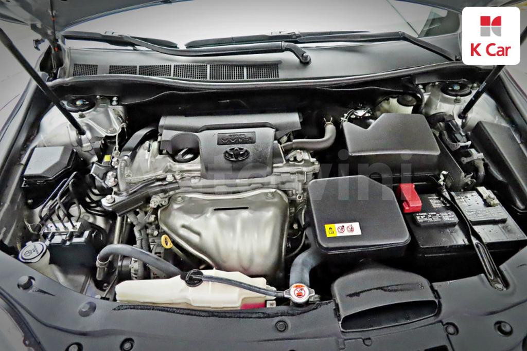 2017 TOYOTA  CAMRY 2.5 XLE - 20