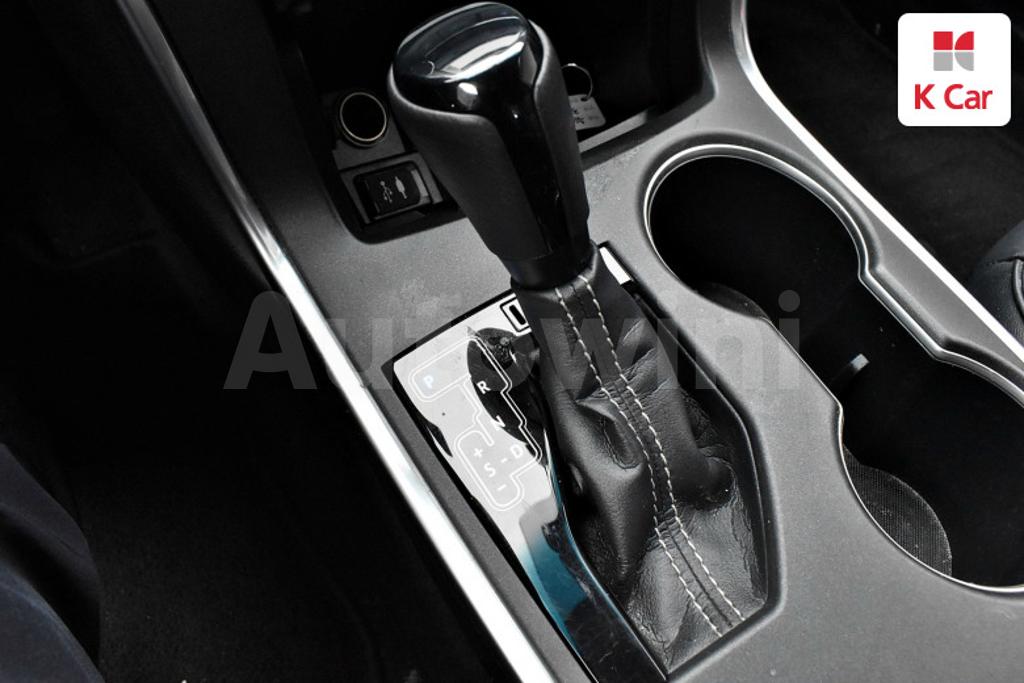 2016 TOYOTA  CAMRY 2.5 XLE - 11