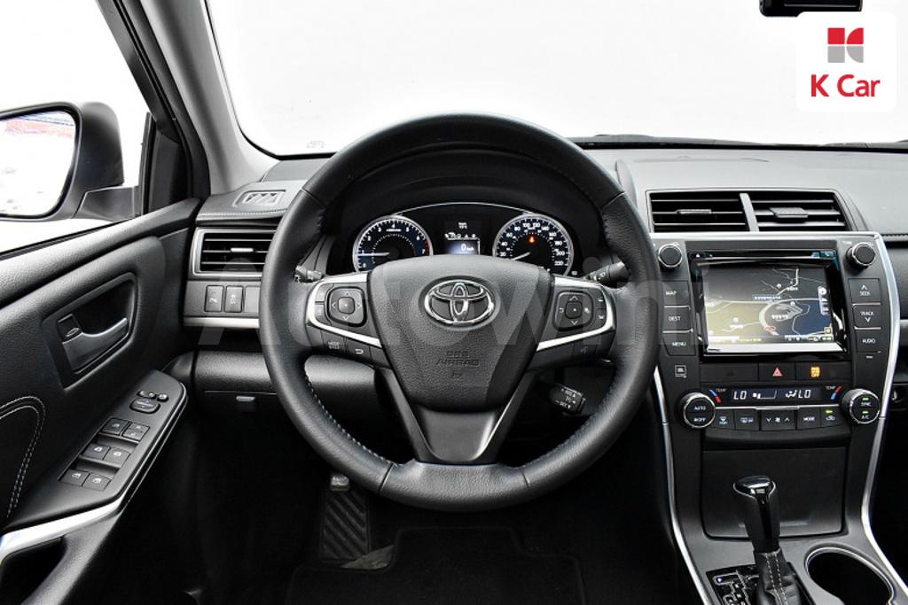 2016 TOYOTA  CAMRY 2.5 XLE - 12